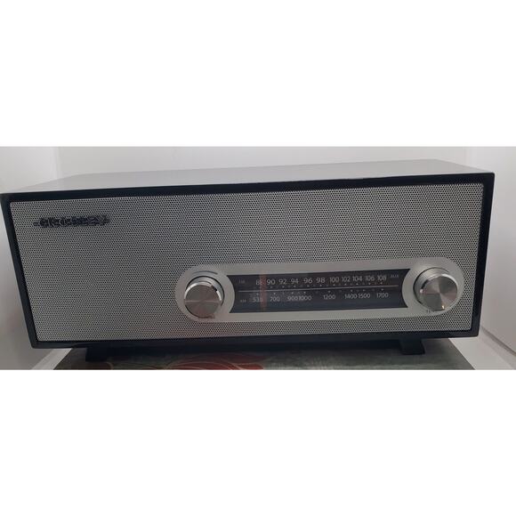 Crosley CR3022A-BK Retro Style AM/FM Tabletop Radio Black W/ 12V DC Power Cord - Picture 3 of 14